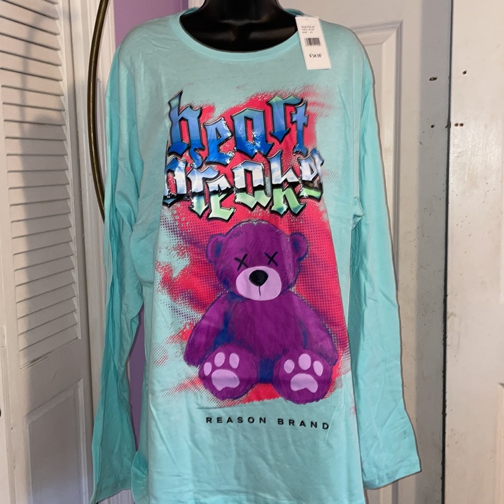 Heart Breaker Long Sleeve Graphic Tee - Size XL